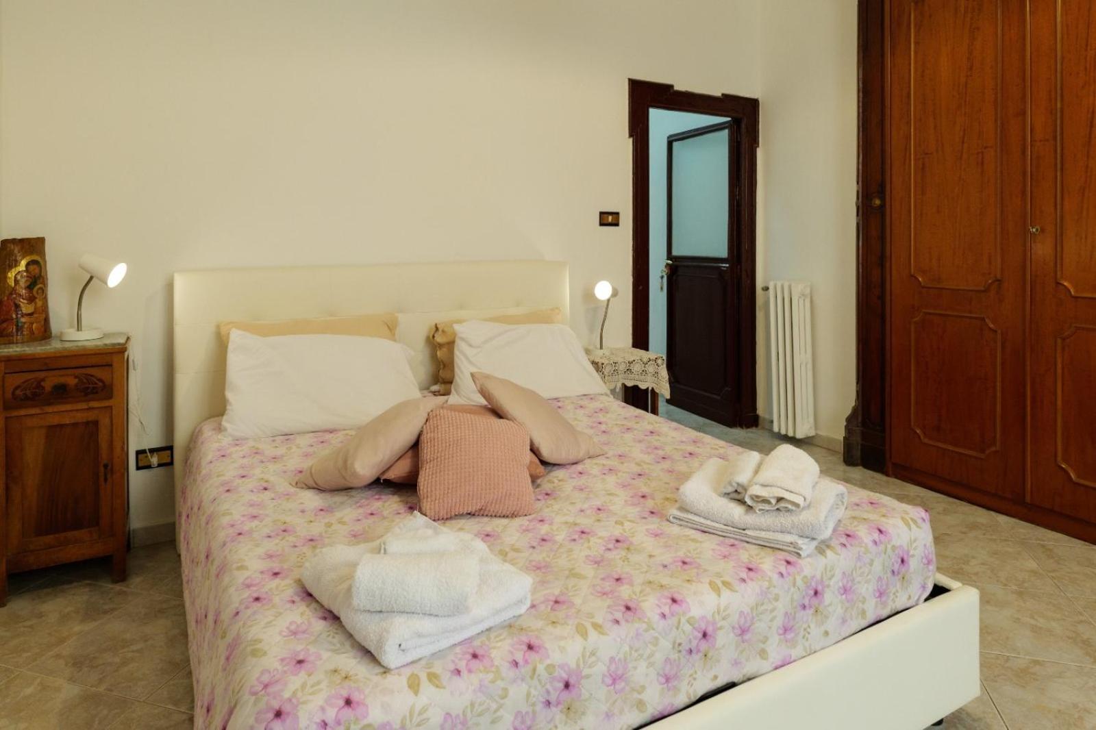 La Casa Di Nonna Teresa Bed & Breakfast Napoli Bagian luar foto