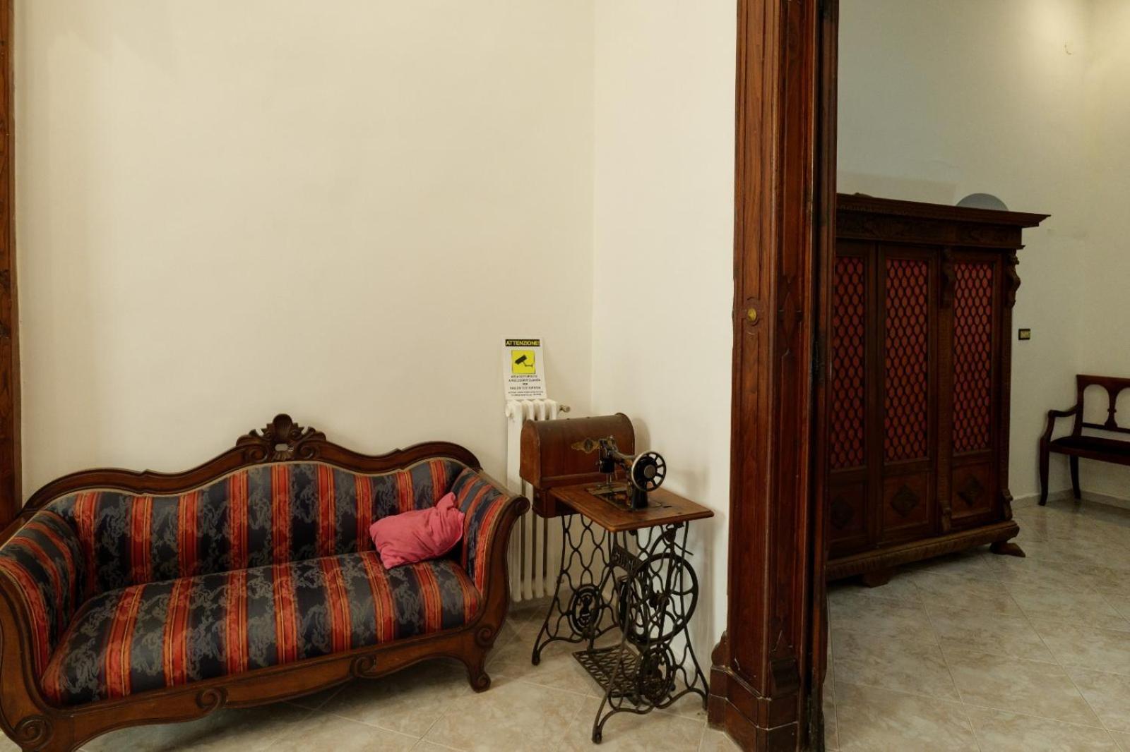 La Casa Di Nonna Teresa Bed & Breakfast Napoli Bagian luar foto