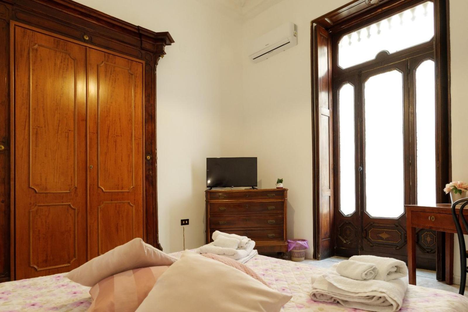 La Casa Di Nonna Teresa Bed & Breakfast Napoli Bagian luar foto