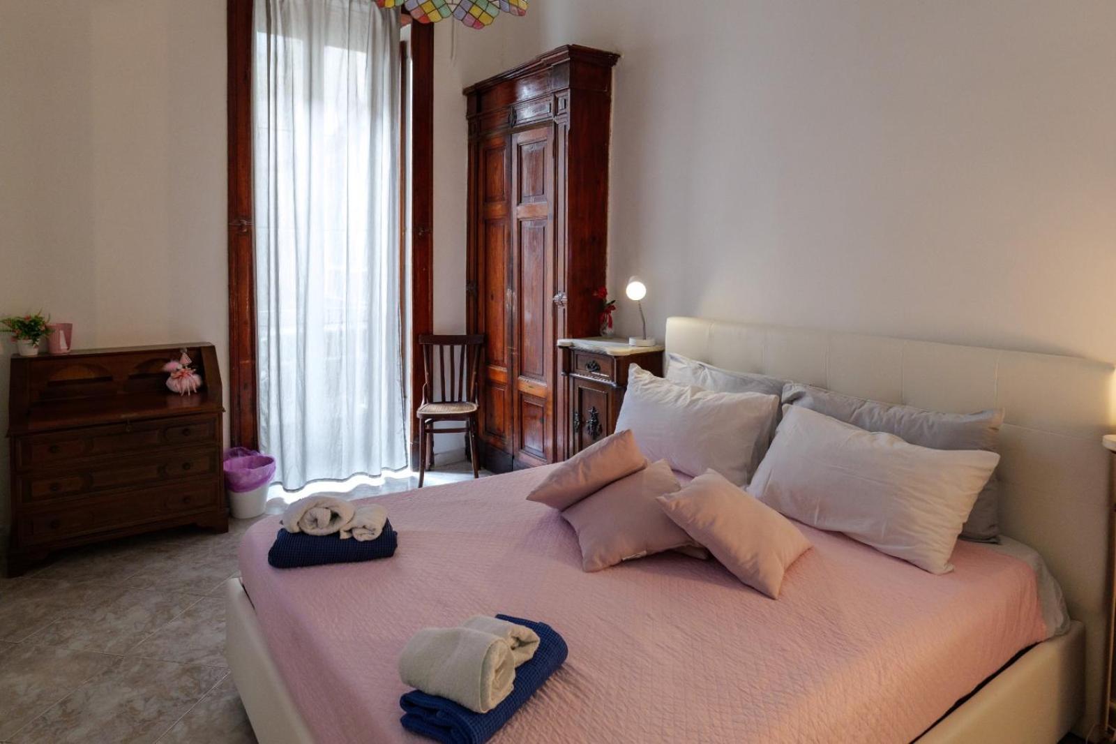 La Casa Di Nonna Teresa Bed & Breakfast Napoli Bagian luar foto